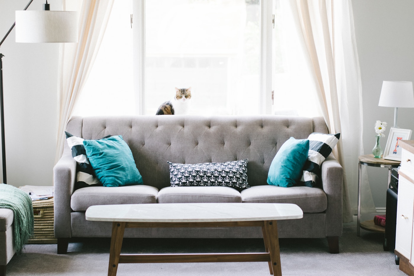 Wooninspiratie met meubels en natuurlijke materialen